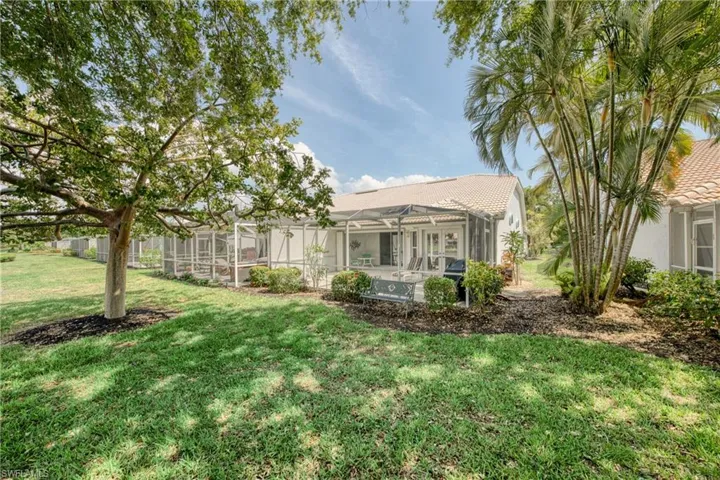 677  Captn Kate  CT, Naples, FL 34110