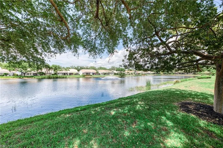 677  Captn Kate  CT, Naples, FL 34110
