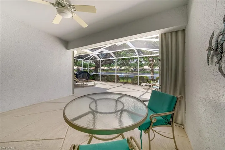 677  Captn Kate  CT, Naples, FL 34110