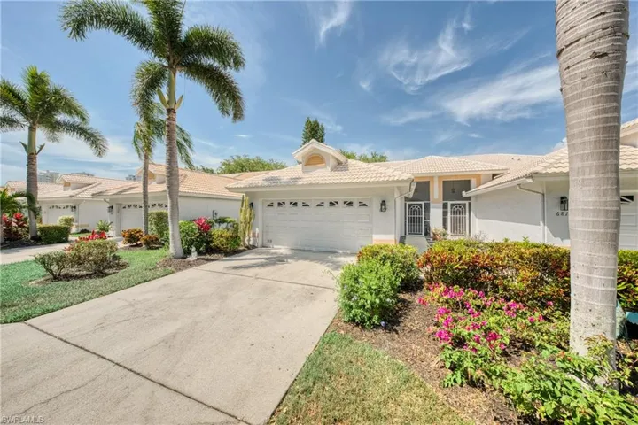 677  Captn Kate  CT, Naples, FL 34110