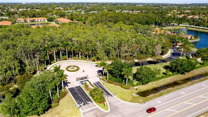 1835  Florida Club  CIR, Naples, FL 34112