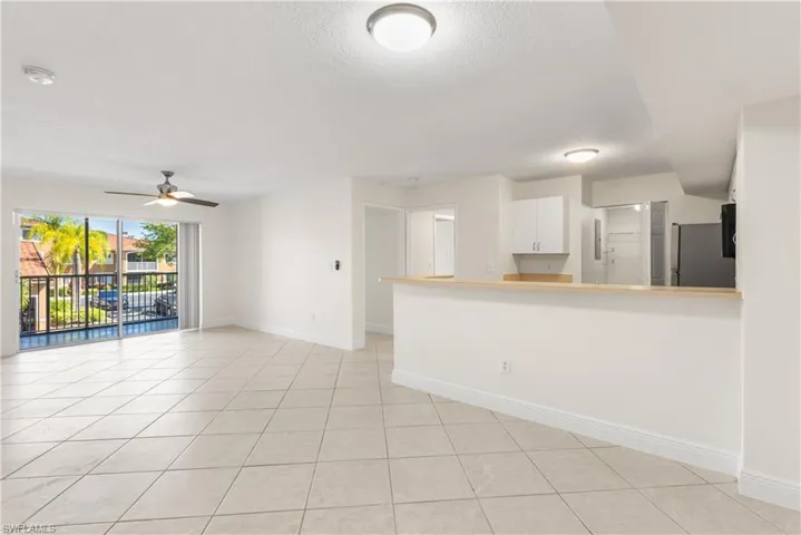 1835  Florida Club  CIR, Naples, FL 34112