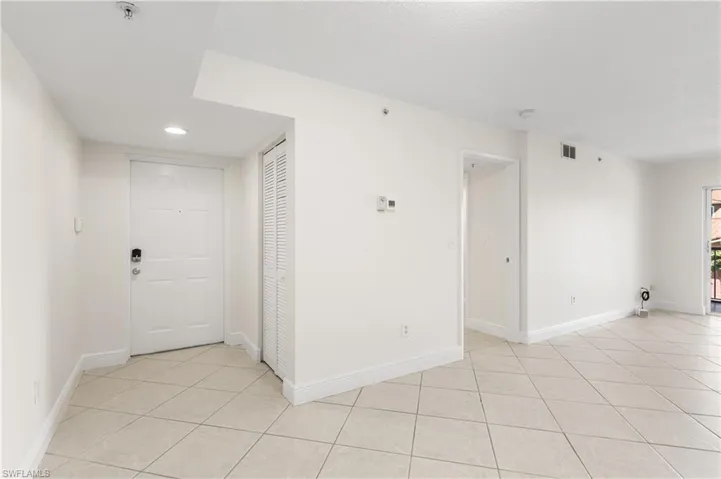 1835  Florida Club  CIR, Naples, FL 34112