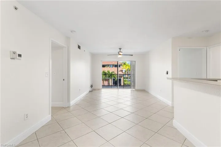 1835  Florida Club  CIR, Naples, FL 34112
