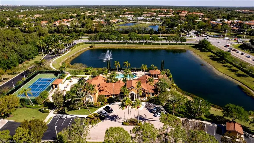 1835  Florida Club  CIR, Naples, FL 34112