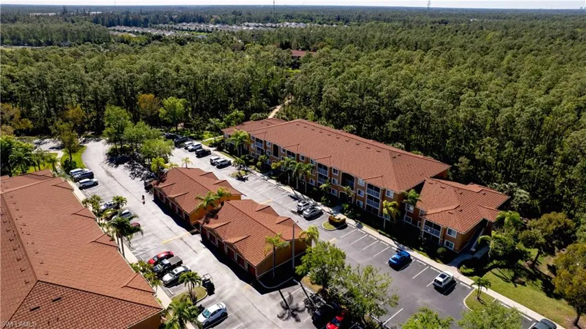 1835  Florida Club  CIR, Naples, FL 34112