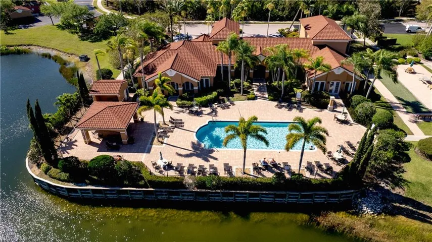 1835  Florida Club  CIR, Naples, FL 34112