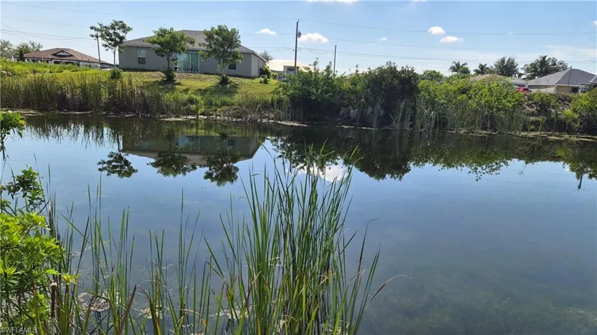 1809 Nw 7th Ave, Cape Coral, Florida 33993