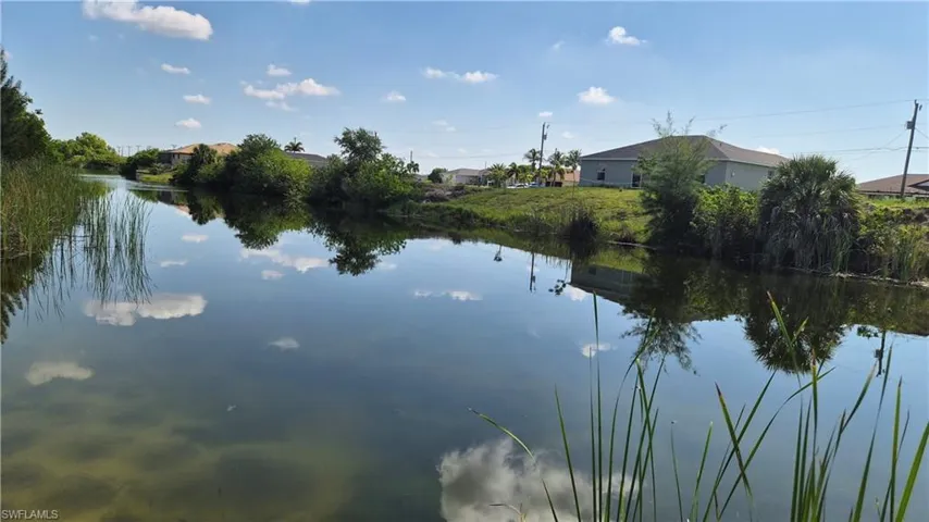 1809 Nw 7th Ave, Cape Coral, Florida 33993