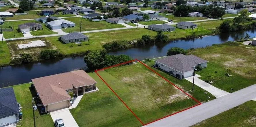 1809 Nw 7th Ave, Cape Coral, Florida 33993