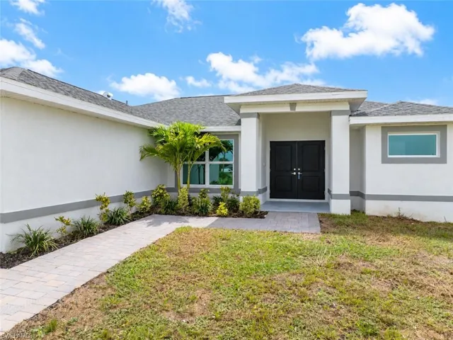 1718 Ne 13th Pl, Cape Coral, Florida 33909