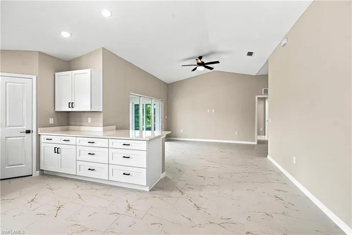 1718 Ne 13th Pl, Cape Coral, Florida 33909