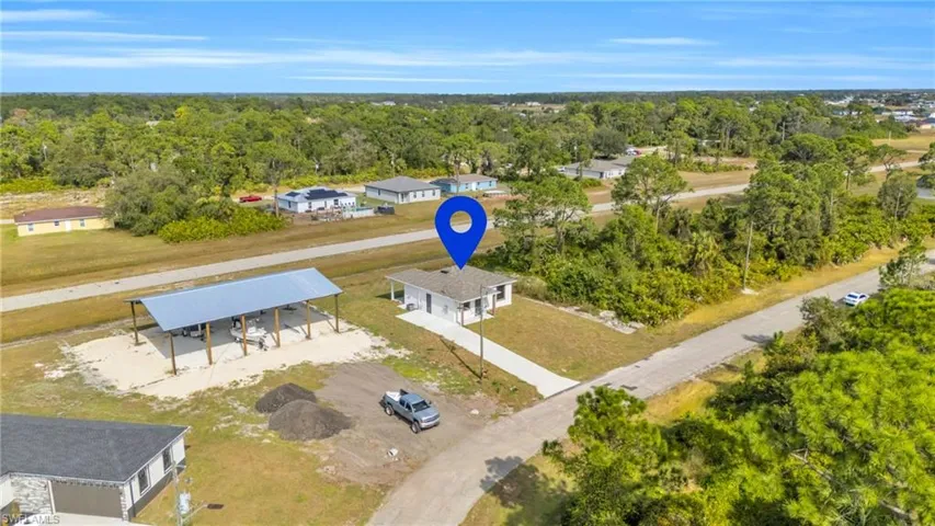 5011 N Dogwood  CIR, Labelle, FL 33935