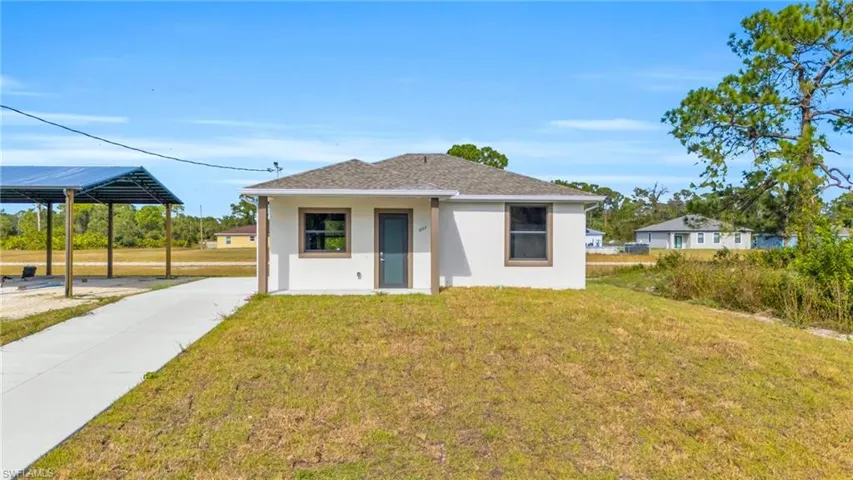 5011 N Dogwood  CIR, Labelle, FL 33935