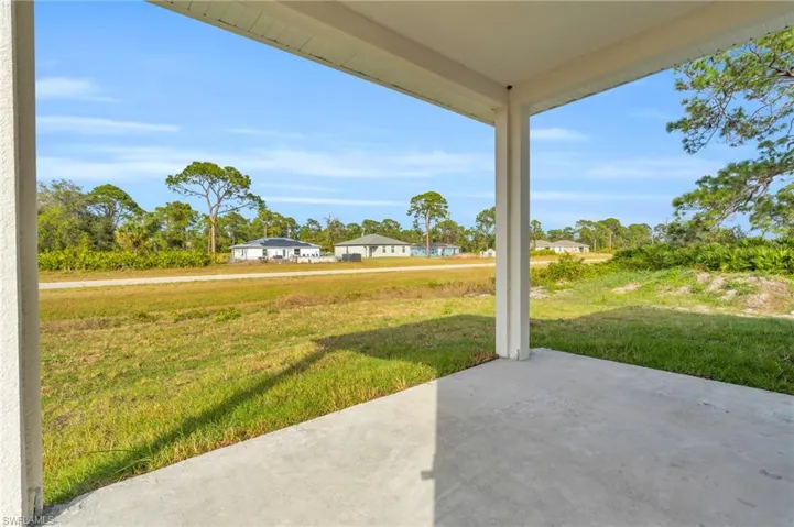 5011 N Dogwood  CIR, Labelle, FL 33935