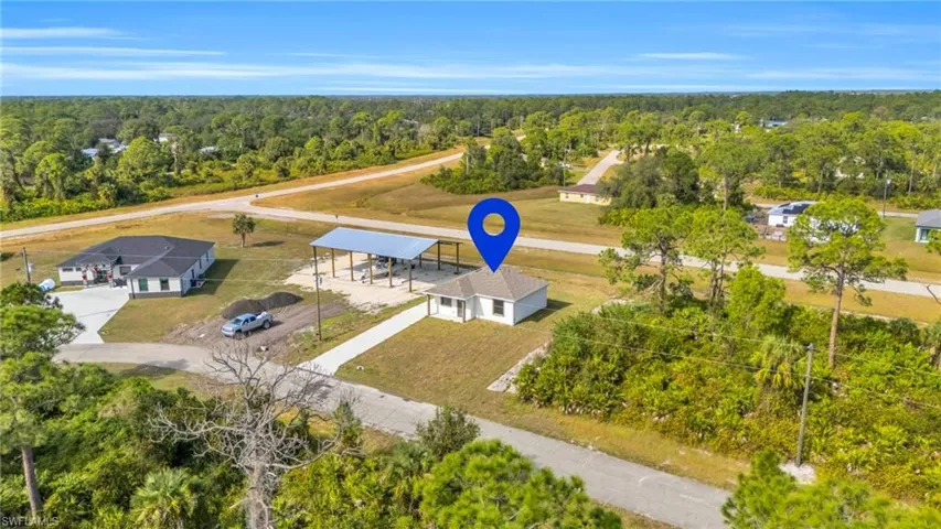 5011 N Dogwood  CIR, Labelle, FL 33935