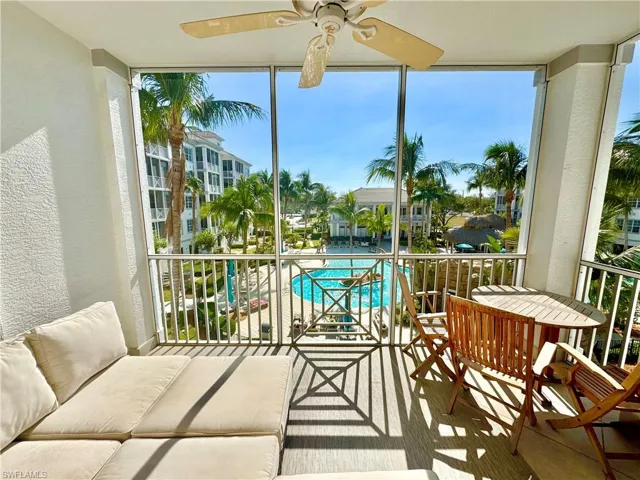 Balcony with ceiling fan