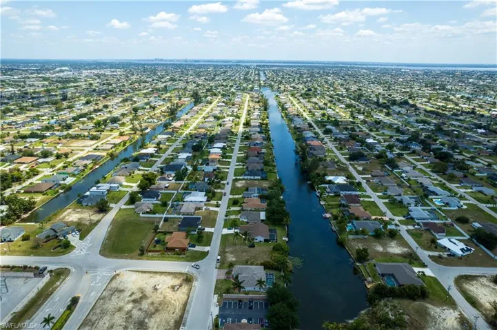 110 SE 16th  TER, Cape Coral, FL 33990