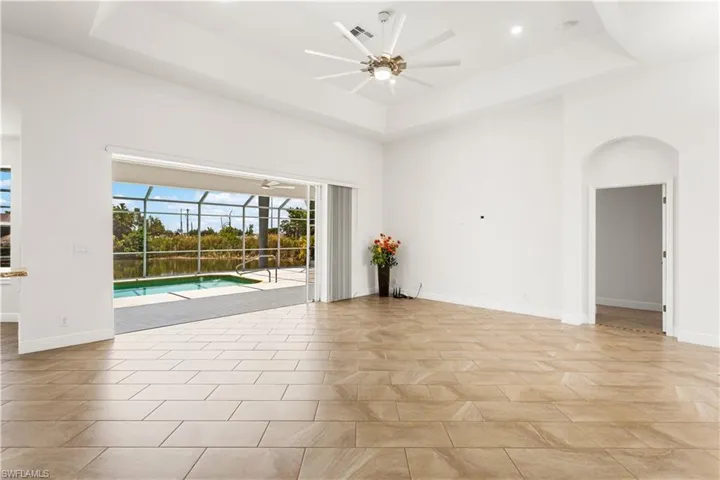 110 SE 16th  TER, Cape Coral, FL 33990