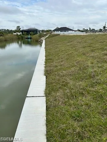 2140 Nw 17th Ave, Cape Coral, Florida 33993