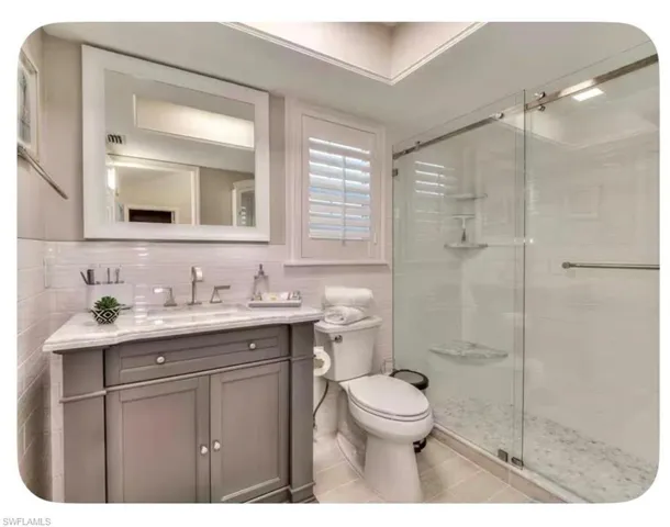 5690 Marimin Dr, Bonita Springs, Florida 34134