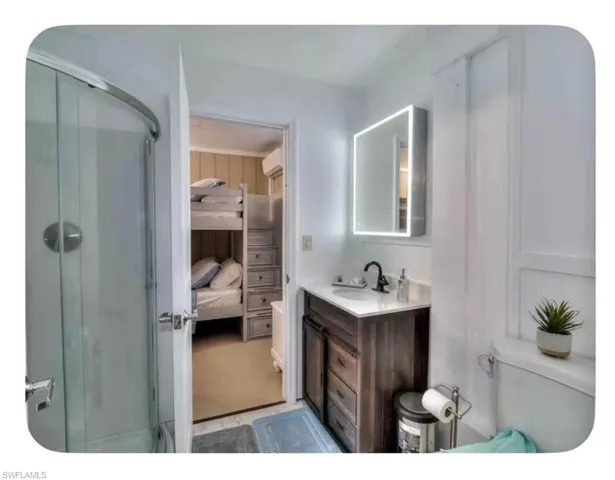5690 Marimin Dr, Bonita Springs, Florida 34134