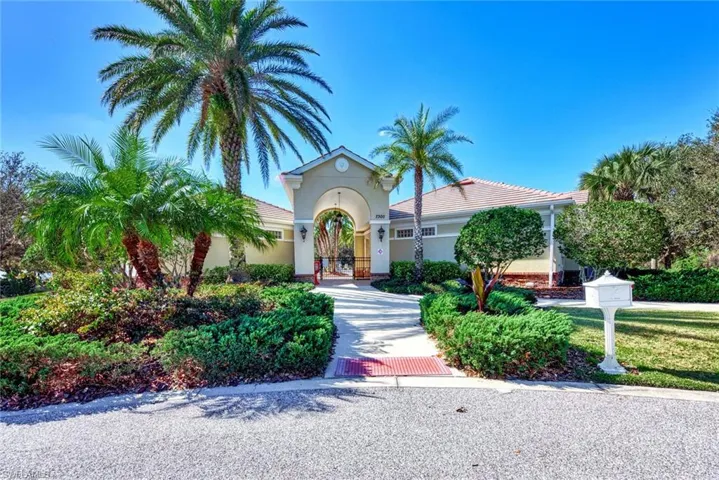 View of mediterranean / spanish-style house