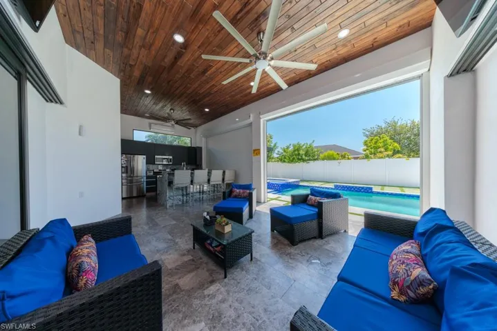 4024 Chiquita Blvd S, Cape Coral, Florida 33914