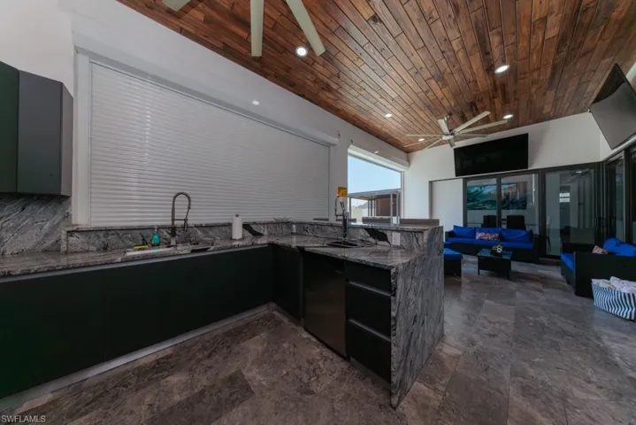 4024 Chiquita Blvd S, Cape Coral, Florida 33914