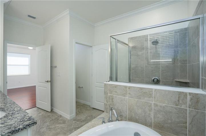 17597  Canopy  CT, PUNTA GORDA, FL 33982