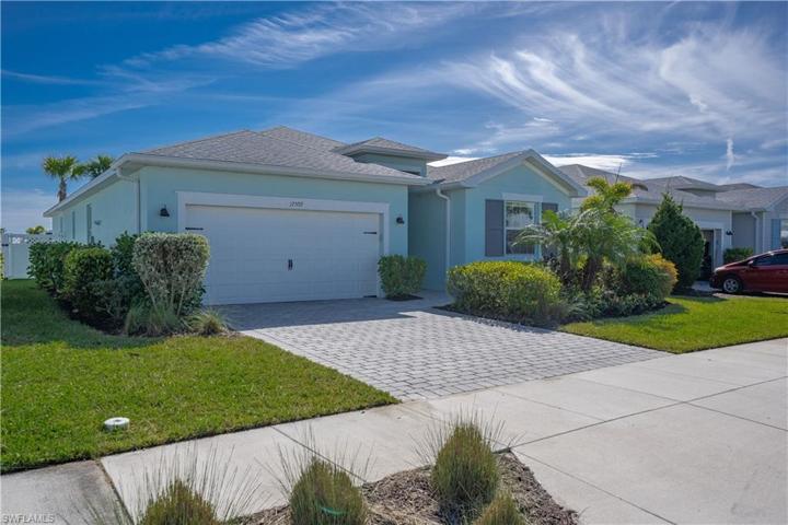 17597  Canopy  CT, PUNTA GORDA, FL 33982