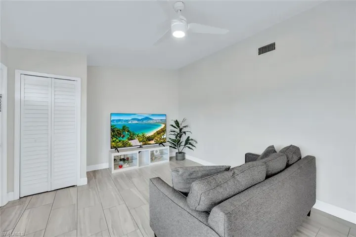 5023 Sw 16th Pl # 202, Cape Coral Fl 33914