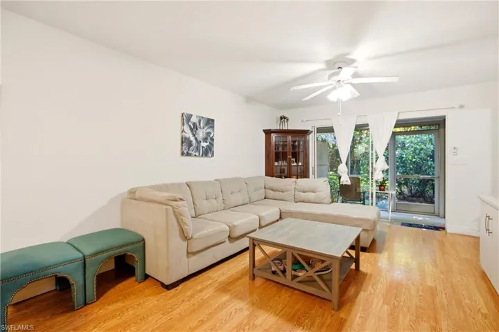 338 Bradstrom Cir 104a, Naples, Florida 34113