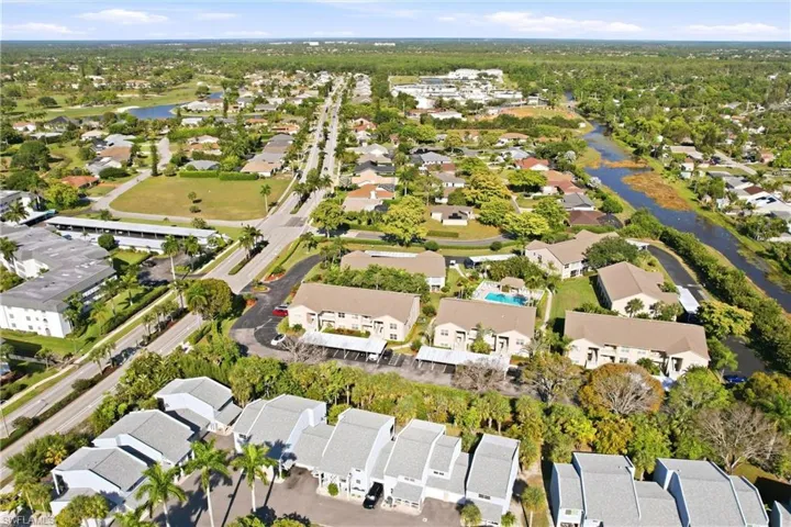 338 Bradstrom Cir 104a, Naples, Florida 34113