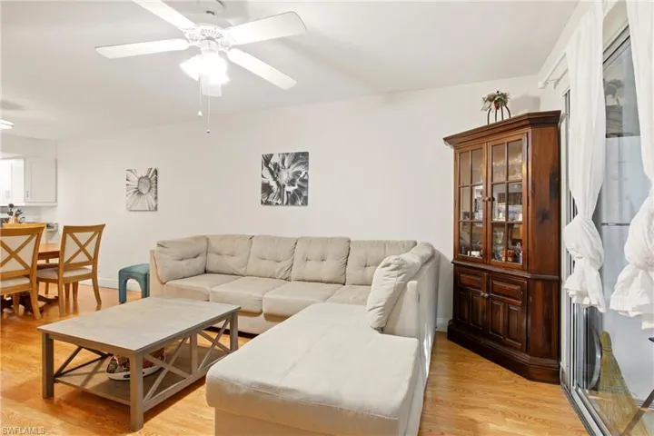 338 Bradstrom Cir 104a, Naples, Florida 34113