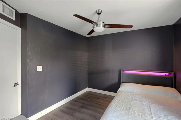338 Bradstrom Cir 104a, Naples, Florida 34113