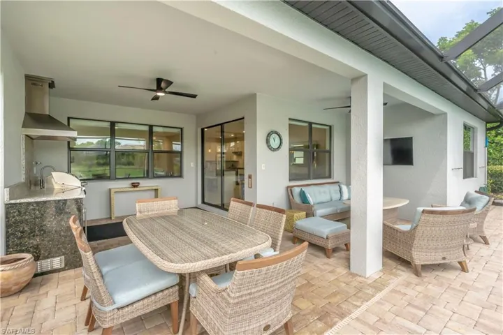 6727 Pennyroyal Dr, Naples, Florida 34114