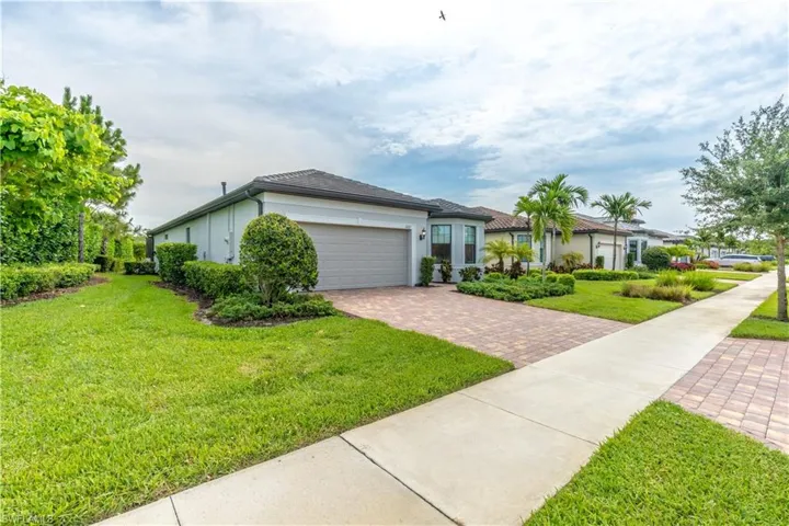 6727 Pennyroyal Dr, Naples, Florida 34114
