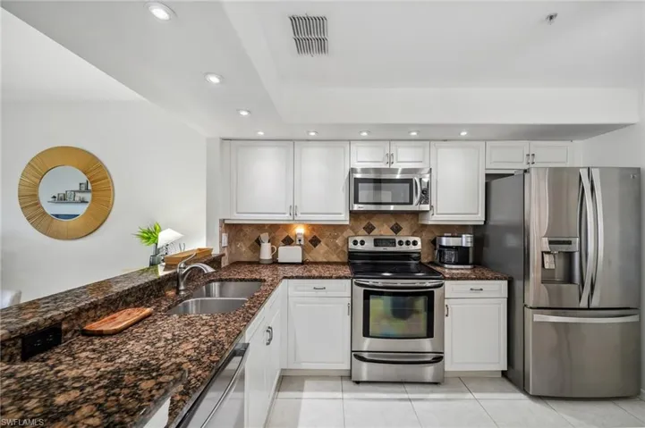 28068 Cavendish Ct 2303, Bonita Springs, Florida 34135