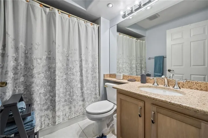 28068 Cavendish Ct 2303, Bonita Springs, Florida 34135