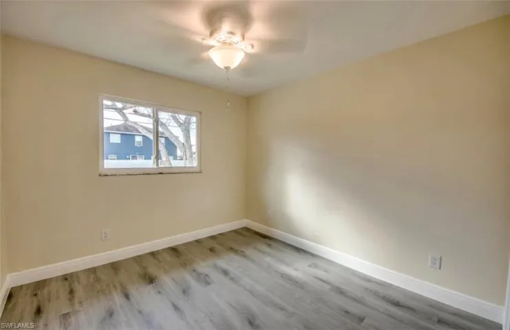 528 Sw 25th Ter, Cape Coral, Florida 33914