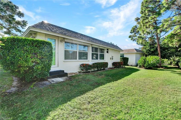 265 Georgetown Blvd 60, Naples, Florida 34112