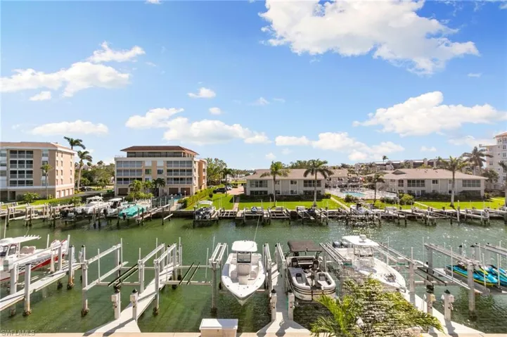 Recently replaced seawall and docks 2020