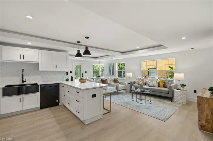 3489 Seagrape Ave, Naples, Florida 34104