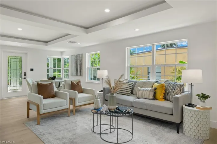 3489 Seagrape Ave, Naples, Florida 34104