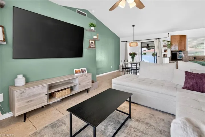 9197 Pomelo Rd E, Fort Myers, Florida 33967