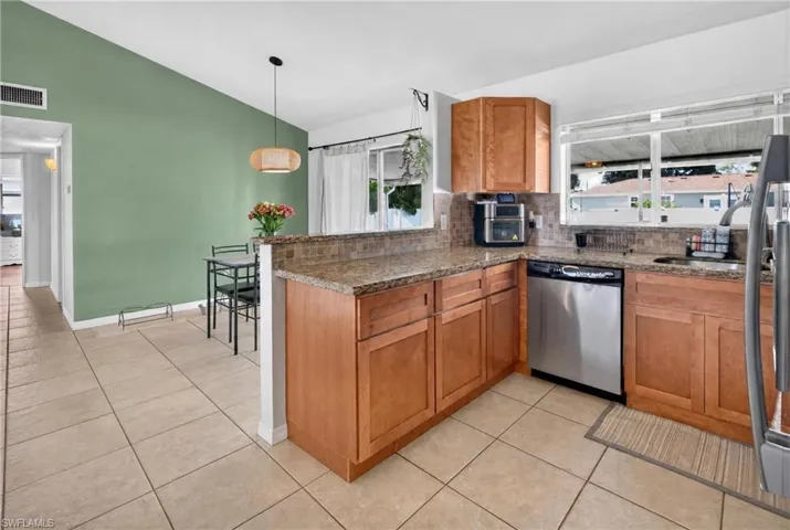9197 Pomelo Rd E, Fort Myers, Florida 33967