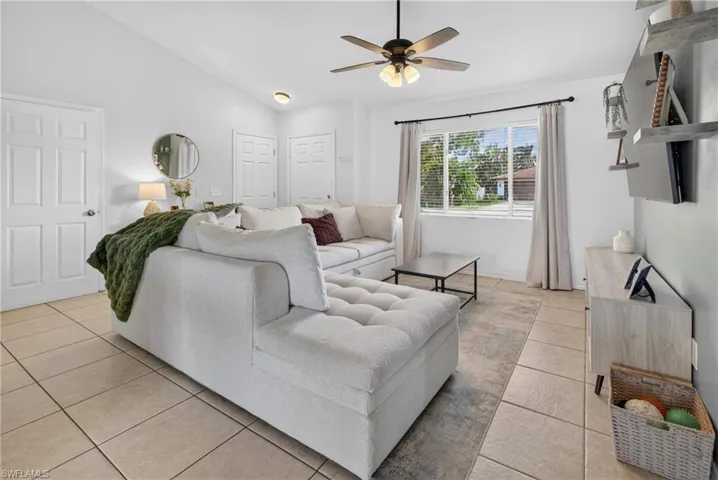 9197 Pomelo Rd E, Fort Myers, Florida 33967