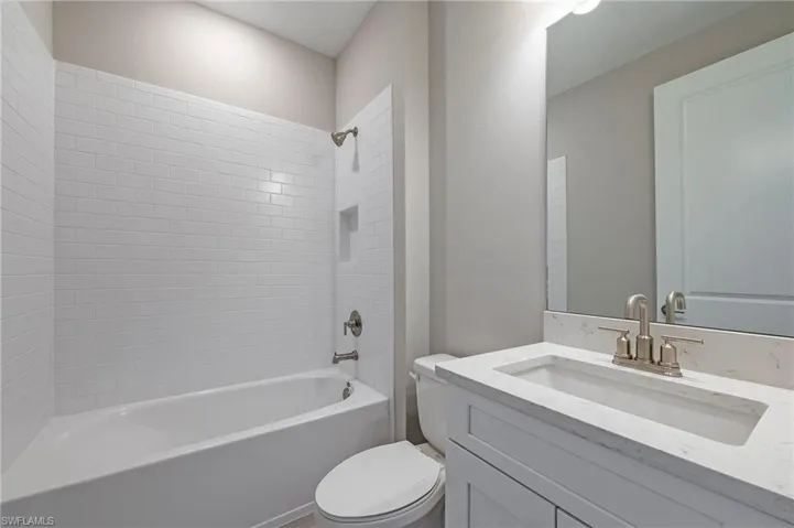 17471 Caravita Lane Ln, Fort Myers, Florida 33913