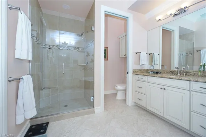 795 Bentwater Cir # 204, Naples Fl 34108